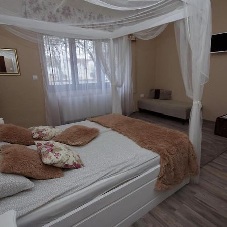 Villa Rusztika 귤러 외부 사진