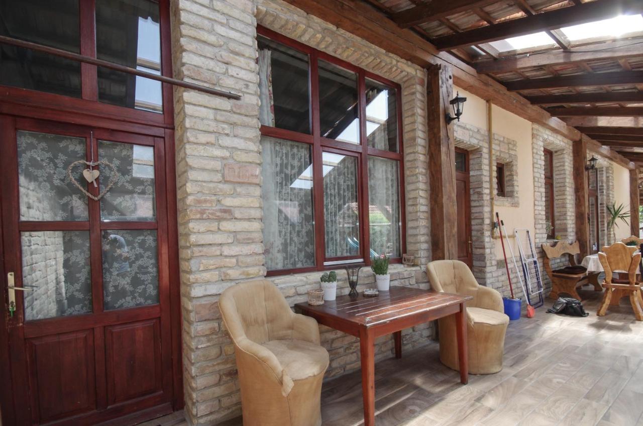 Villa Rusztika 귤러 외부 사진