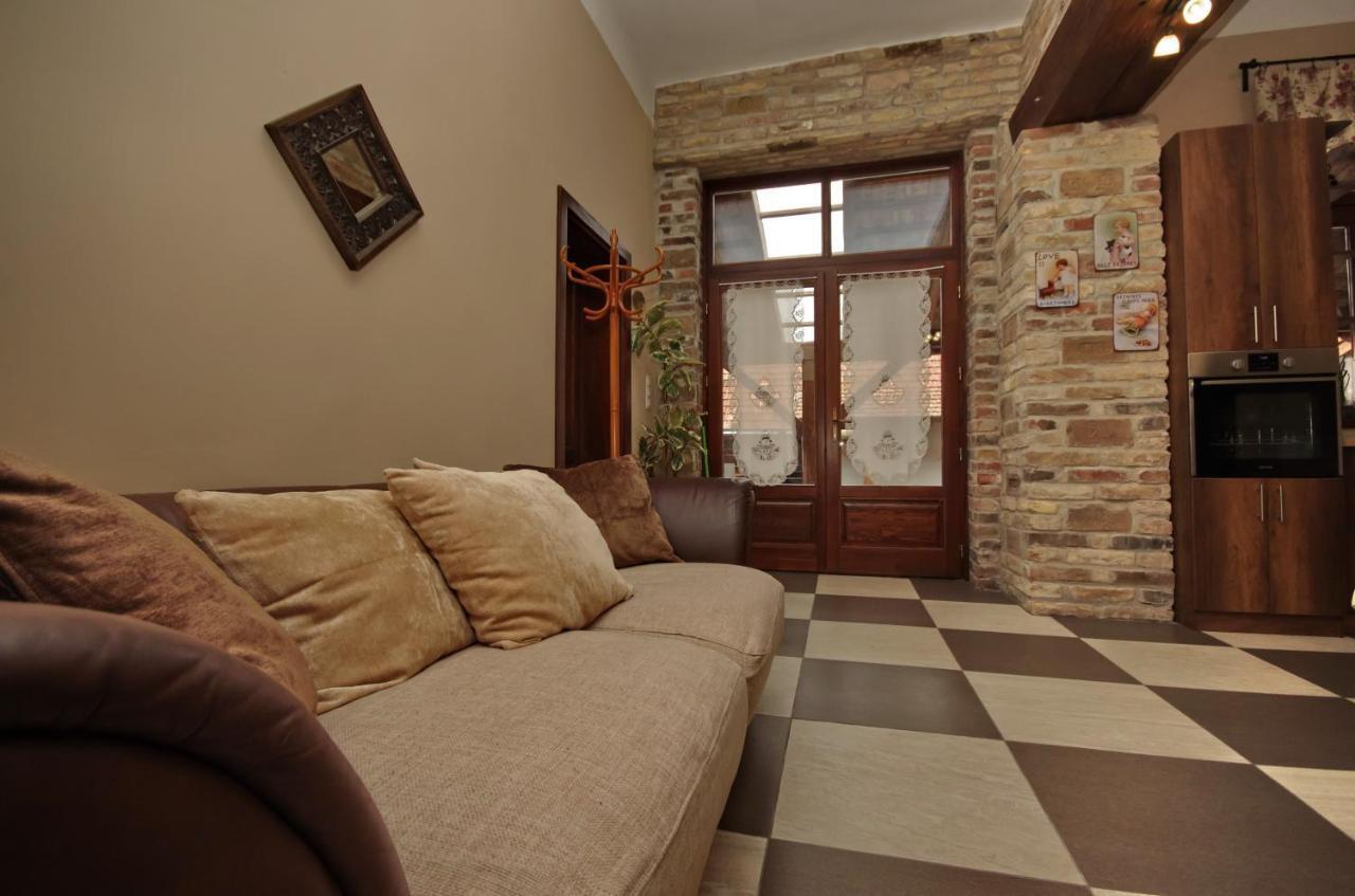 Villa Rusztika 귤러 외부 사진