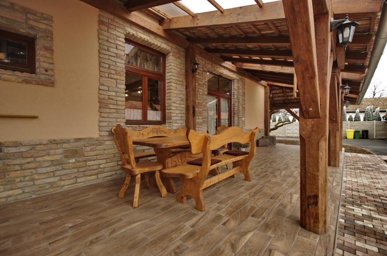 Villa Rusztika 귤러 외부 사진